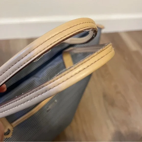 STELLA & DOT "How Does She Do It" Purse/ Tote Blue & White Stripe Adjustable - Picture 9 of 13